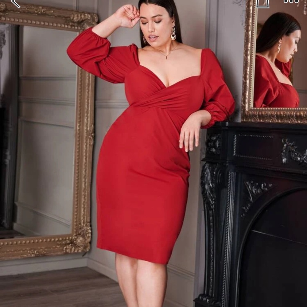 Plus Sweetheart split back surplus dress
